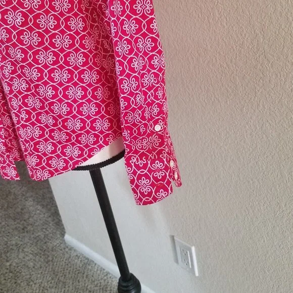 Talbots Button Down Shirt Red White Floral Long SLeeve Top Wrinkle Resistant 4 - Picture 3 of 5